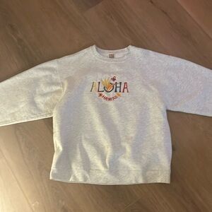 Size L
Front of the loom crew neck 
Gray with embroidery